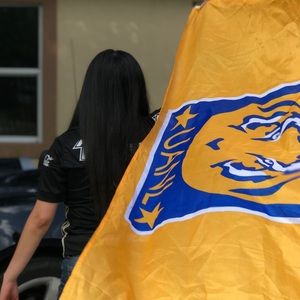 Meet your Posher, Dania